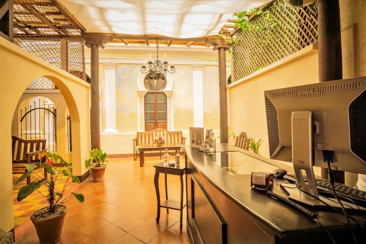 Hotel Maya Ik' Antigua