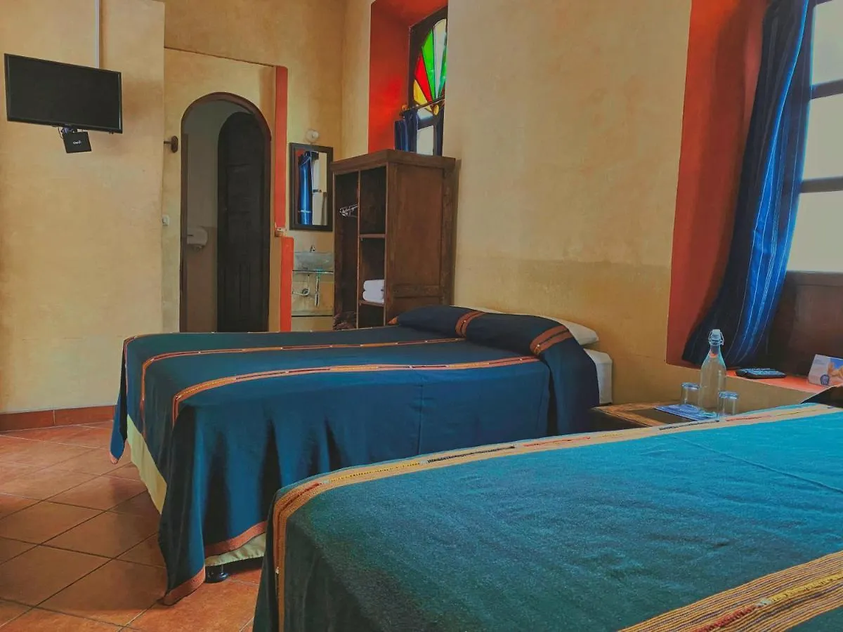 Hotel Maya Ik' Antigua 3*,  Guatemala