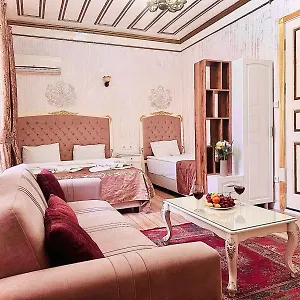 Alhambra 3*, Estambul Turquía